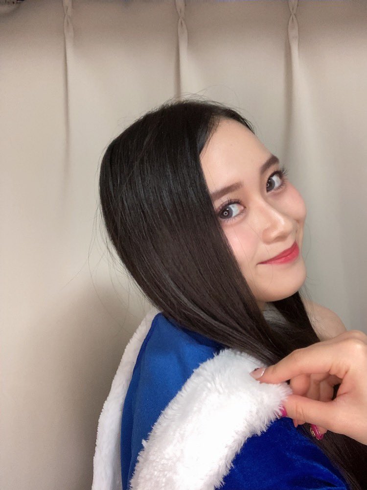 Mona_MoHa315's tweet photo. みなさん、いつもありがとうございます。😌♡

審査対象となるツイートは
１２／２９  １８：００以降のツイートのため、その日以降に投稿した固定ツイートにRTしていただければ幸いです！☺️💕

みなさんのおかげで精進できております！𝑇ℎ𝑎𝑛𝑘 𝑦𝑜𝑢🔥

#XAnime声優AD 
#SHOWROOM
#MerryChristmas https://t.co/5TWIGuDrua