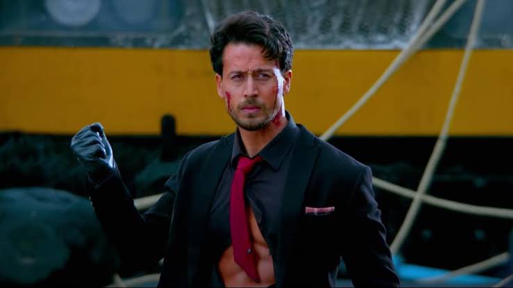 jammypants4's tweet photo. So much trauma with #SMJ2 that it felt like it happened this year only! I can easily replace the same experience with #Heropanti2 as the pain was identical https://t.co/KQSH81MvFb