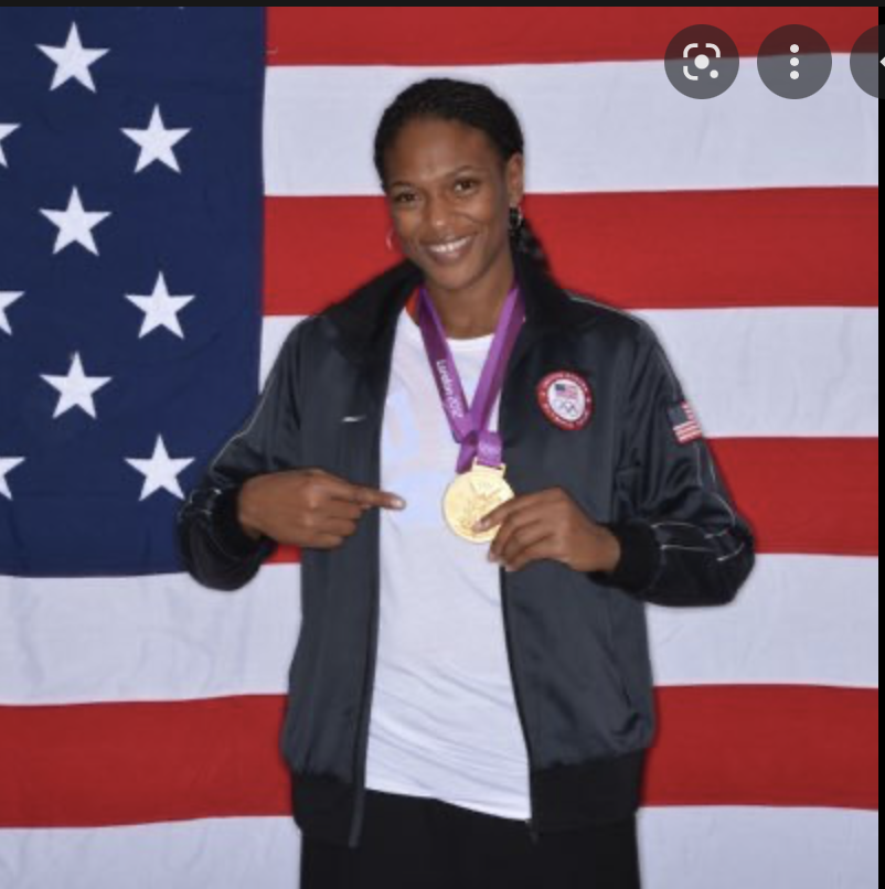 ushoops's tweet image. 👀 Watch &apos;til end.  Only one early session; however, if U understand #DefensiveFootwork, the improvement is striking! @its_gem0408 w/@Mai_EMS 

⚒️ Get the #Footwork Right➡️Work &amp;amp; Repeat!
#WeTeach

As this #Piscataway @ushoops @NJDemons Did.
Took it to #OlympicGold

@NJLadiesHoops