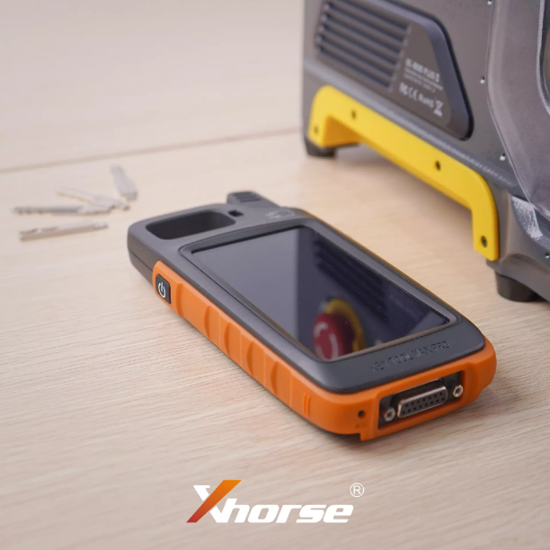 XhorseGlobal's tweet photo. Make work easier with Xhorse tools. 💪💪
#xhorse #keytool #keytoolmax #keytoolmaxpro #locksmith #carlocksmith #automotivesecurity #autolocksmith #locksmithtools #keycutting #keycutter #keymachine #keyprogramming #keyprogrammer https://t.co/axCHjKXJWD