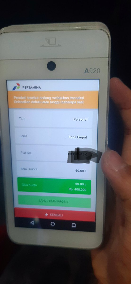 Daniel_Nagabe's tweet photo. @MyPertaminaID mohon info, apakah bisa di cek di SPBU mana? mobil dengan plat nomor saya ngak bisa isi solar karena info dari petugas SPBU, mobil orang lain menggunakan plat saya telah mengisi bbm untuk kuota maksimun. saya harus gigit jari. https://t.co/IFt9Ly0DLy