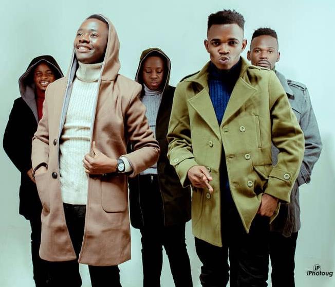 Moze_keyz's tweet photo. A capella music is on top🙌🙌💖
Plain & pure vocals 100%
@springgents book now ..
#springgents #acapella #vocals https://t.co/KXdzriYaRu