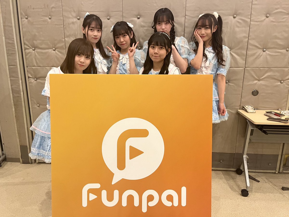 Funpal_official's tweet photo. ＼『Funpalフェスvol.03』🎤／

30組目の出演者は「なんキニ！」の皆さんです✨
本番のパフォーマンス頑張ってください‼️

LIVE：19:30~19:55
特典会：20:00~21:00

#なんキニ
#Funpalフェス
#ライブコミュニティFunpal https://t.co/EDeagk1Se0