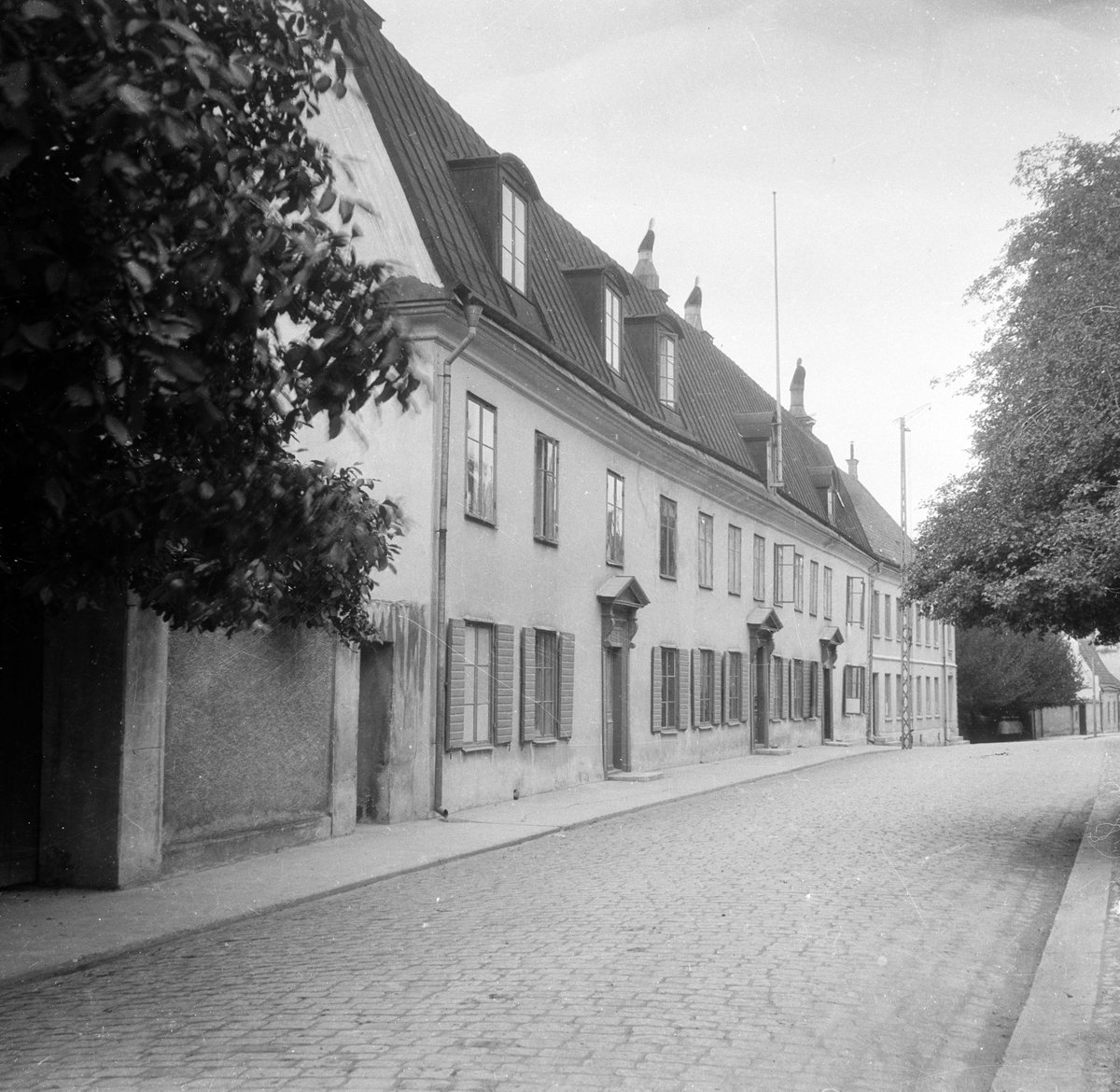Visby, Gotland
Exteriör

Svensk arkitektur: kyrkor, herrgårdar med mera fotograferade av Arkitekturminnesföreningen 1908-23.
digitaltmuseum.se/011015012396