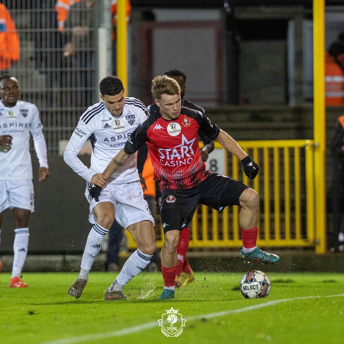 RfcSeraing167's tweet photo. ๐ดโซ๏ธ๐ท Galerie photos de la rencontre face ร la KAS Eupen.
๐ธ Mamick photography
#SEREUP https://t.co/AMw5isnSxo
