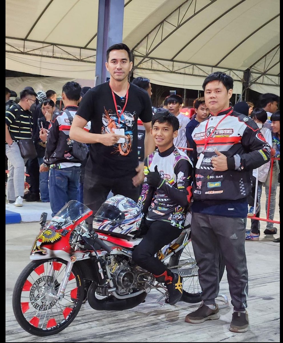 Matt_rl439's tweet photo. Kalah menang itu Bonus,
Yg penting sudah Berani Tampil Dan Membawa +62 🇮🇩 ... https://t.co/HKMzYkpUP6
