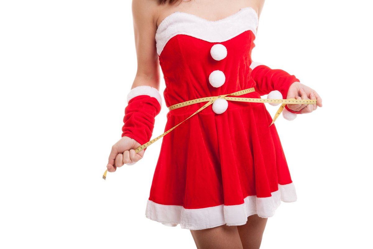 100recetaslight's tweet photo. ¡Feliz Navidad! 🥳🎄🤗 Disfruta mucho, pero cuidado no acabes con 3 o 4 kilos de más 😱 7 trucos para no engordar ni un gramo estas fiestas 💪💪😀 ⬇️ https://t.co/K7u5Q1RM2k