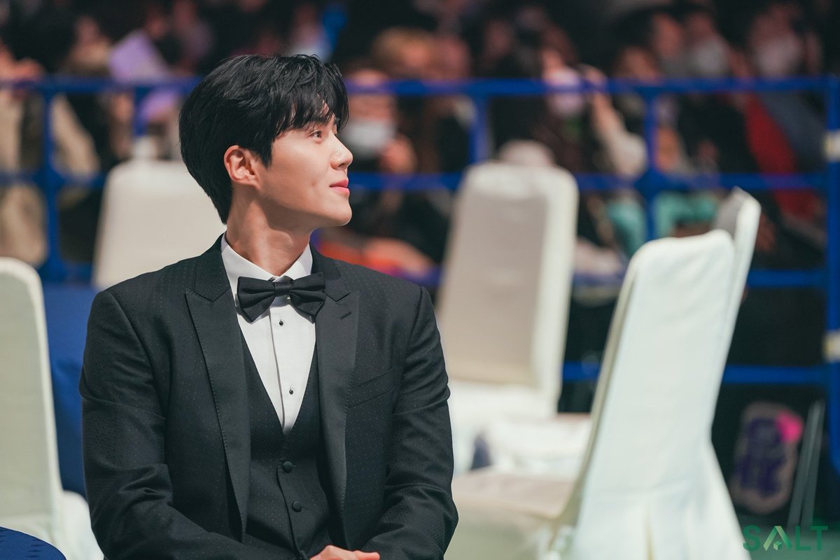 2013_SALT's tweet photo. '2022 Asia Artist Awards IN JAPAN' 속
김선호 배우의 빛나는 순간들🏆
-
#김선호 #Kimseonho #AsiaArtistAwards #AAA https://t.co/VMJjxmCPPP
