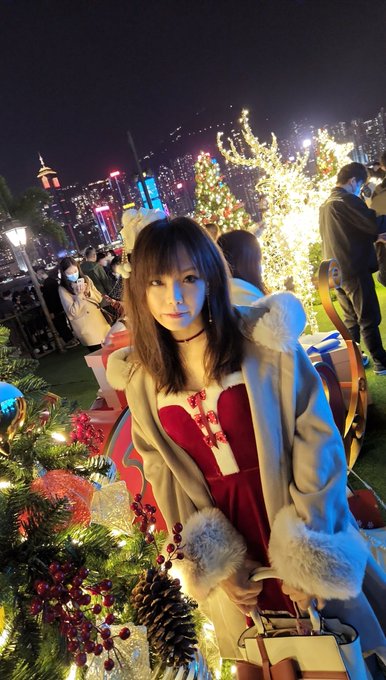 Merry christmas :)  來點清水版 (人數熱烈會開放激烈版)  #Cathy #HK #黑絲 #丝袜 #男の娘 #伪娘 #女裝子 #調教  #highheel #高跟 #腳 #色 #視頻<a href="/tag/cathy"class="tags">#Cathy</a><a href="/tag/highheel"class="tags"><span>#highheel</span></a><a href="/tag/hk"class="tags"><span>#hk</span></a><a href="/tag/%E8%89%B2"class="tags"><span>#色</span></a><a href="/tag/%E8%AA%BF%E6%95%99"class="tags"><span>#調教</span></a><a href="/tag/%E7%94%B7%E3%81%AE%E5%A8%98"class="tags"><span>#男の娘</span></a><a href="/tag/%E4%BC%AA%E5%A8%98"class="tags"><span>#伪娘</span></a><a href="/tag/%E4%B8%9D%E8%A2%9C"class="tags"><span>#丝袜</span></a><a href="/tag/%E9%AB%98%E8%B7%9F"class="tags"><span>#高跟</span></a><a href="/tag/%E5%A5%B3%E8%A3%9D%E5%AD%90"class="tags"><span>#女裝子</span></a><a href="/tag/%E9%BB%91%E7%B5%B2"class="tags"><span>#黑絲</span></a>