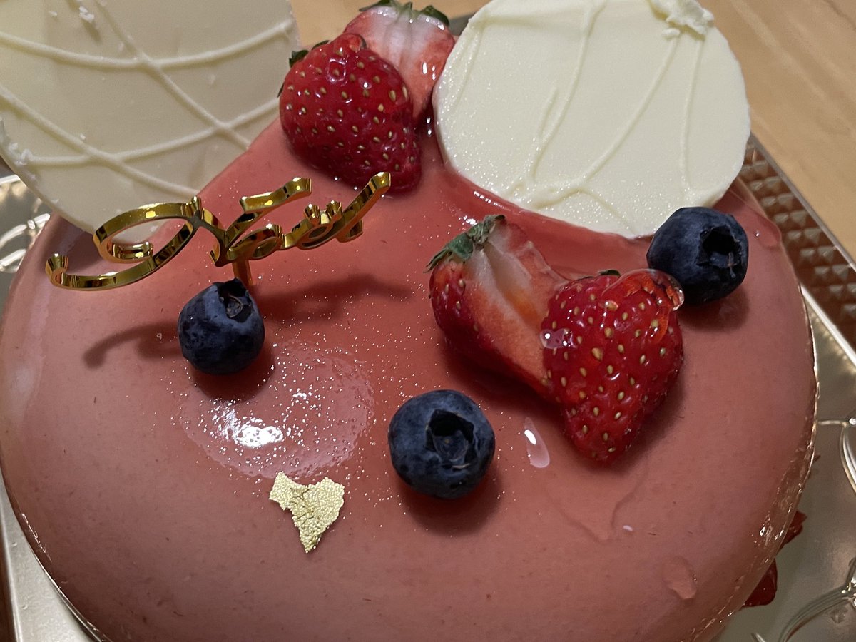 tomatonchannel's tweet photo. いっぱい食べて幸せなクリスマス🎄でした☺️ https://t.co/WgeCx68YjZ