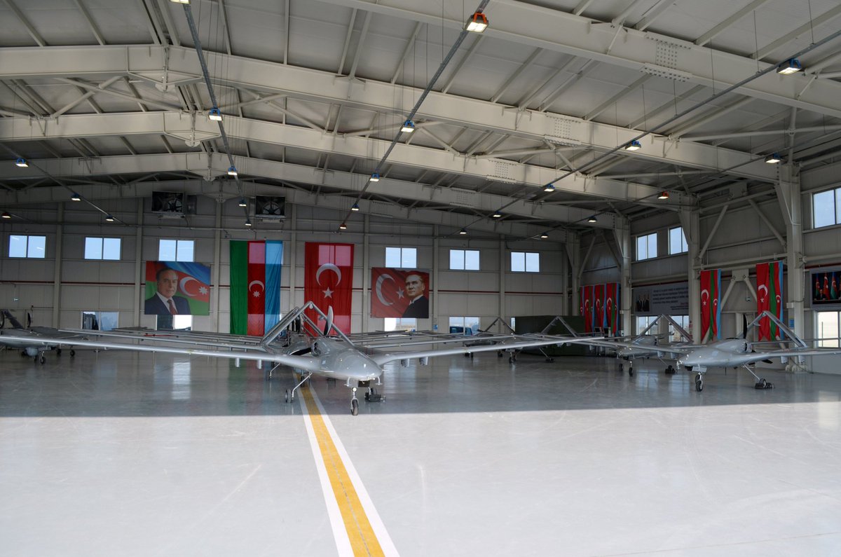 Maron1918's tweet photo. "Baykar" Azerbaycan'da faaliyete başlıyor.

Azerbaycan Ekonomi Bakanlığı'na bağlı Devlet Vergi Servisi, "Bayraktar Teknoloji Azerbaycan" MMC'yi resmi kayıta almış. Hayırlı olsun 🇦🇿🇹🇷 https://t.co/iJvQk0IRok