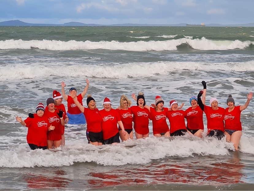 NPT_SW's tweet image. Slimming World members of Pembroke brave the cold to raise money for local hospital! #walesonline #slimmingworld #fundraising #boxingdayswim