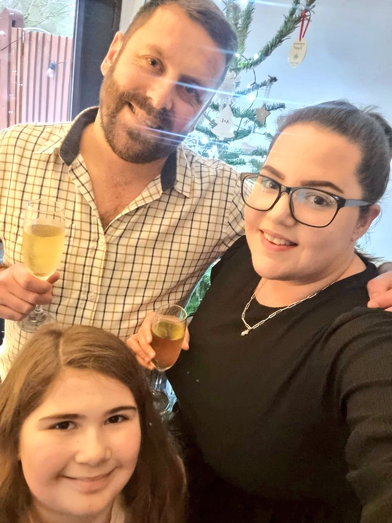 A_OConnor83's tweet photo. 2022, you have been memorable! #RetiredLife #RetiredChef #FamilyTime #DreamBig https://t.co/2C5Zefk8Rv