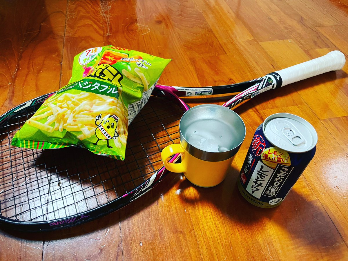 mametsugu1974's tweet photo. 今宵はDIOS50-Cさんと晩酌です。
#ソフトテニス #DIOS50C #レモンサワー #晩酌 https://t.co/qM3zl6ptZh