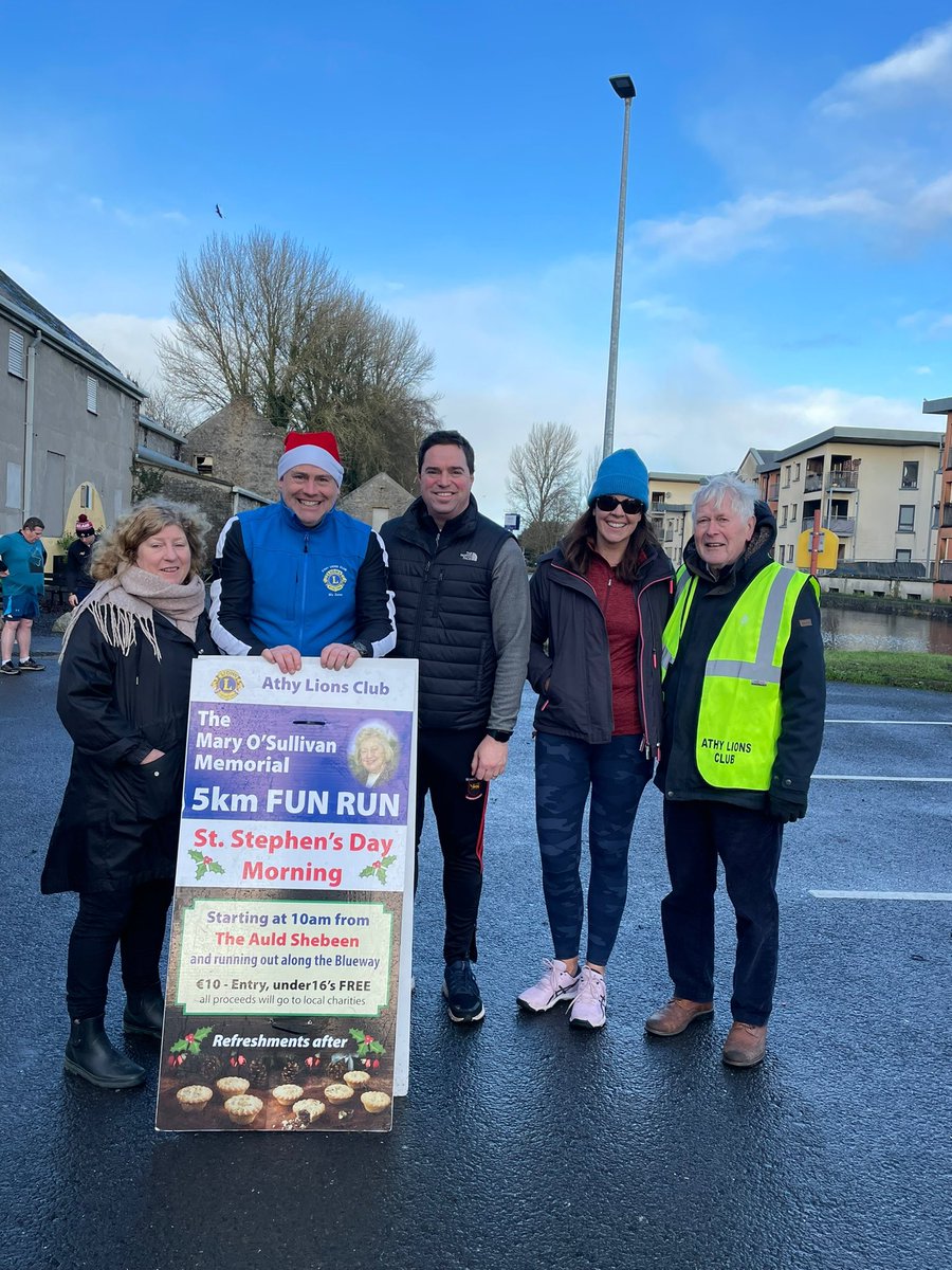 martinheydonfg's tweet photo. Remembering our dear friend Mary O’Sullivan in the @AthyLions memorial 5km this morning. https://t.co/U9gUmcwxeK