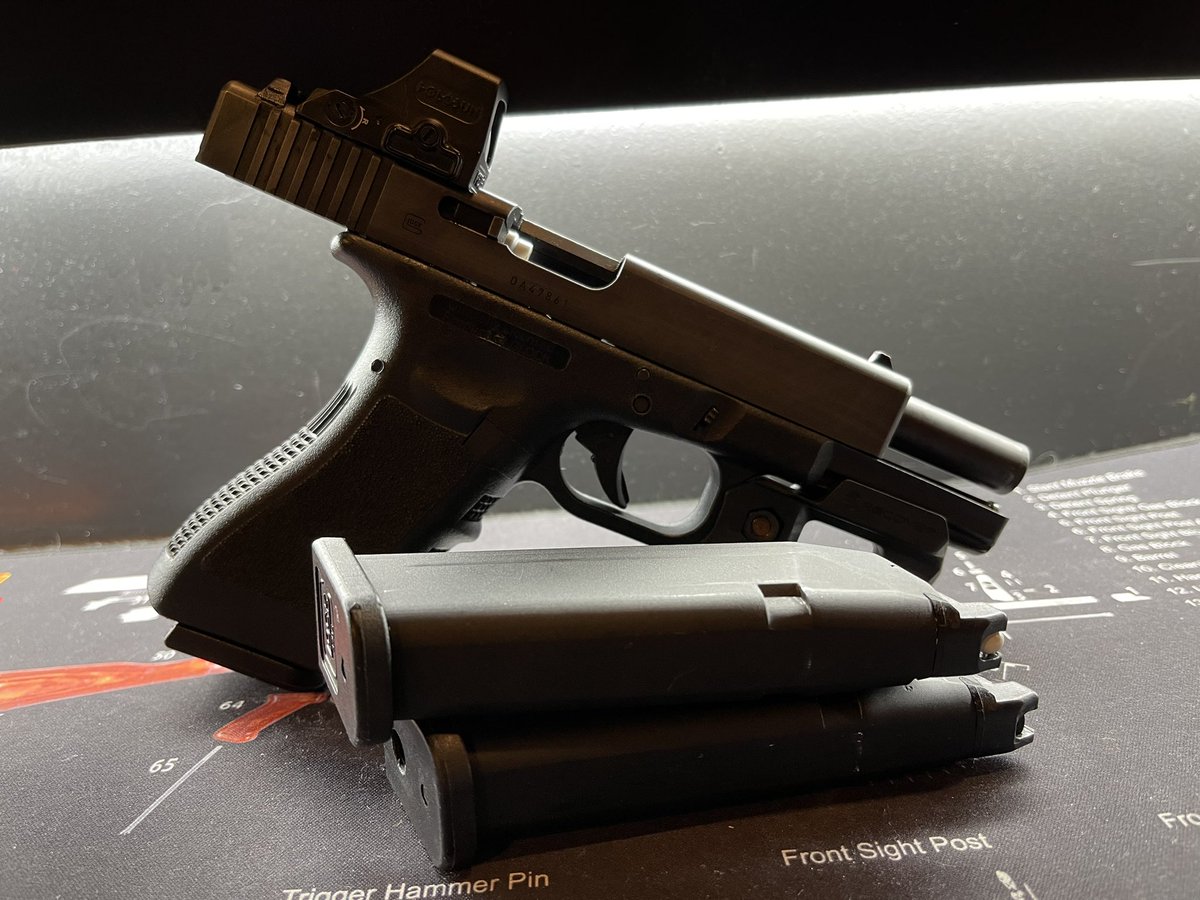 eon_doo's tweet photo. GHK Glock 17 Steel v. https://t.co/NkS9J1jEHU