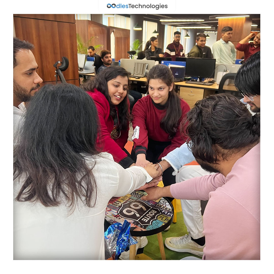 oodlestech's tweet image. At Oodles Technologies, we celebrated the spirits of Christmas and New Year with fun games &amp;amp; activities – all while entailing hope for a successful, peaceful, and prosperous new year. Take a look at the happy faces! 
#christmascelebrations🎄 #officeparty🎉 #officepartyfun