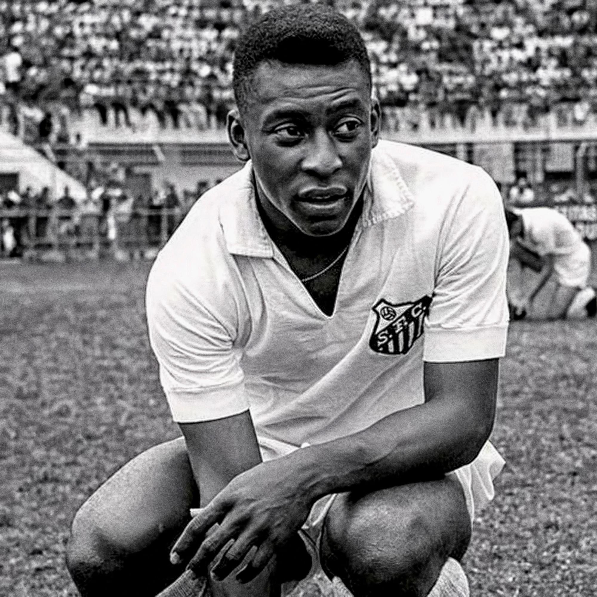 frank-khalid-on-twitter-pele-says-goodbye-to-family-and-friends-from