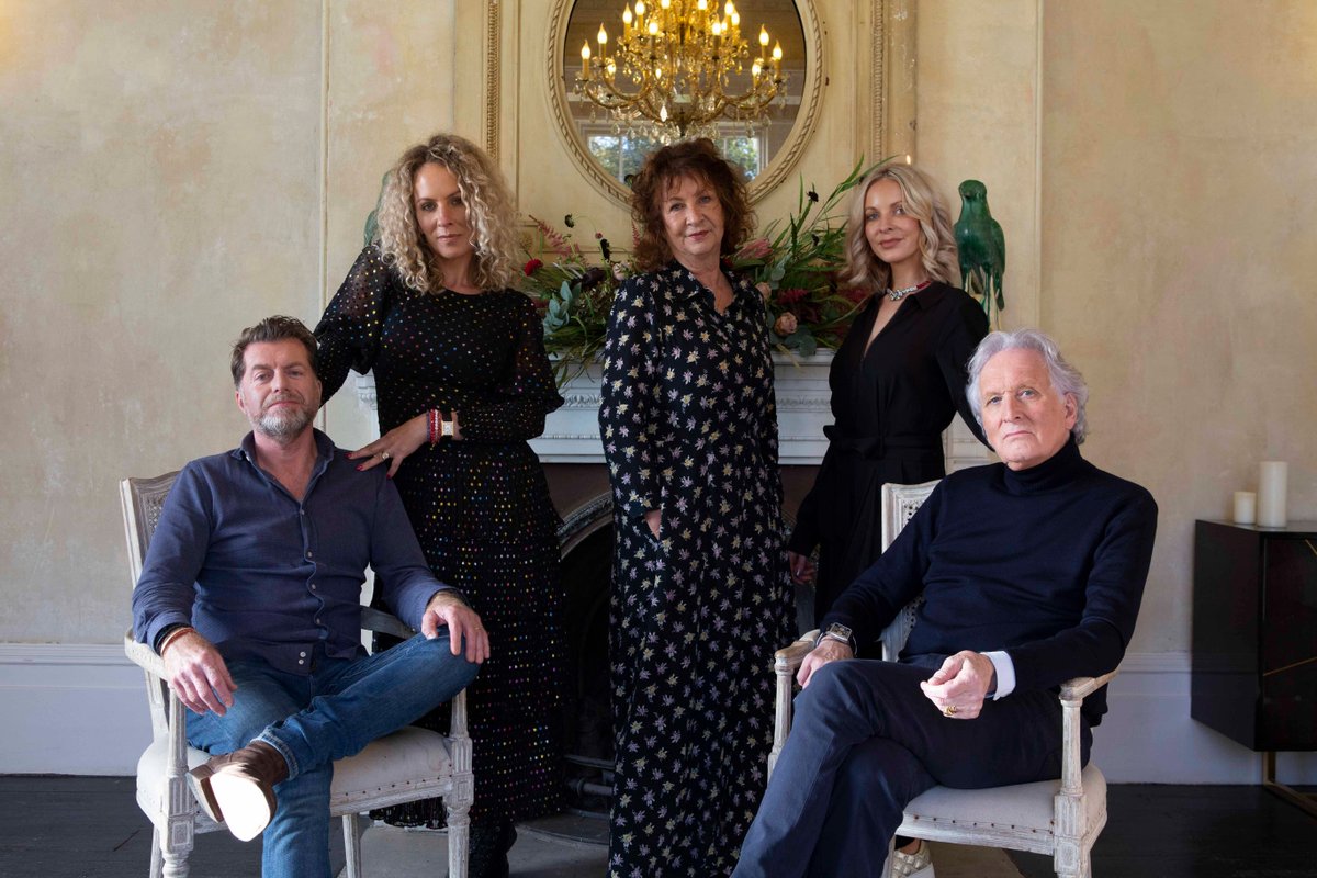 From us to you, we would like to wish all our clients and followers a very Merry Christmas. ⁠
⁠
The Davidson Family ⭐️⁠