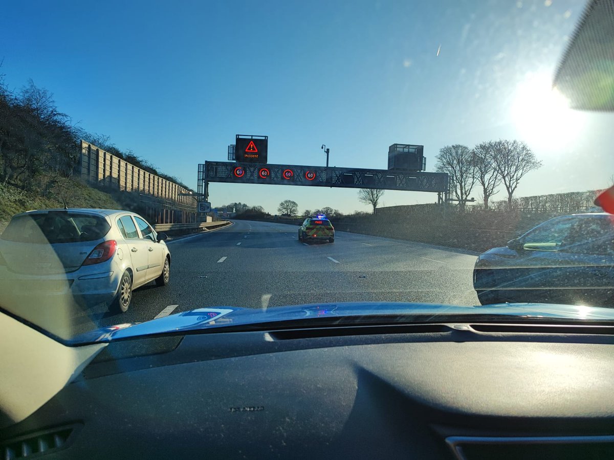 DefConJen's tweet photo. @shaunwoof How many cars? We are southbound, and this is our view. https://t.co/xxaNOJP2OY