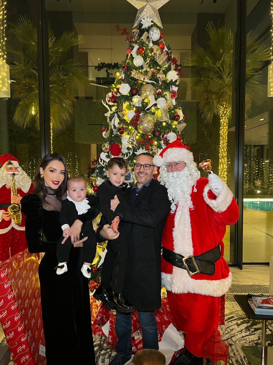 Maison De Nabilla A Dubai Noel Nabilla bien entourée à Noël : elle dévoile de rares PHOTOS de son père, la  fête en famille à Dubaï !