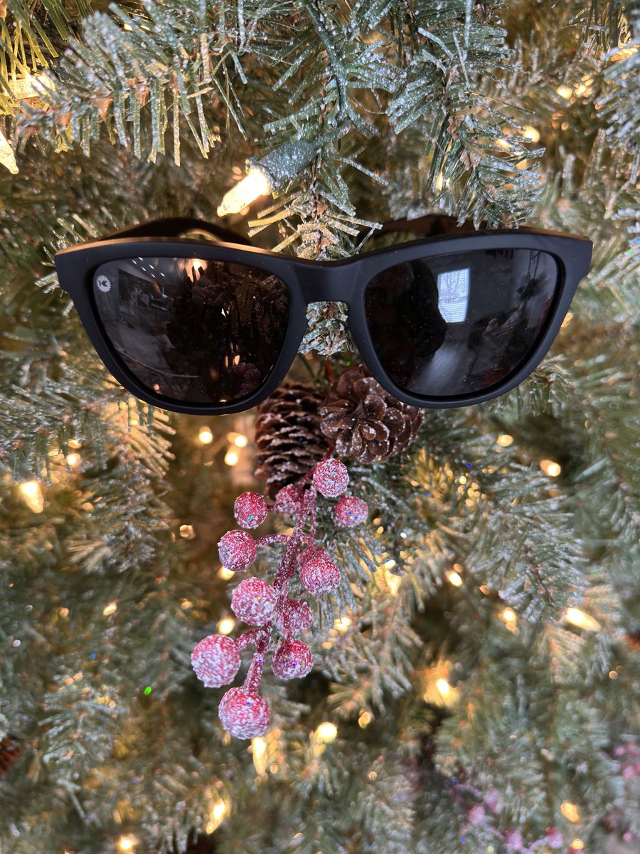 sam_zimmerman's tweet photo. Heads up! @Knockaround is having 25% Off + Free Shipping! My favorite are the sport editions because I am loving the rubber nose pad to prevent slipping!

https://t.co/k5K4h5J8Il

#KnockaroundBR #BibChat #bibravepro https://t.co/XMuhvsNz6D