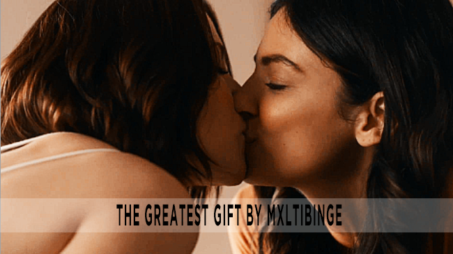 #SecretSanversAdventCalendar Day 25 - One last gift for the fandom! 

The Greatest Gift by <a href="/blyedccks/">teags</a> ❄️🎄

Christmas in the Sawyer-Danvers household starts with a lie, ends with love, and has a few broken things in the middle.

archiveofourown.org/works/43860132