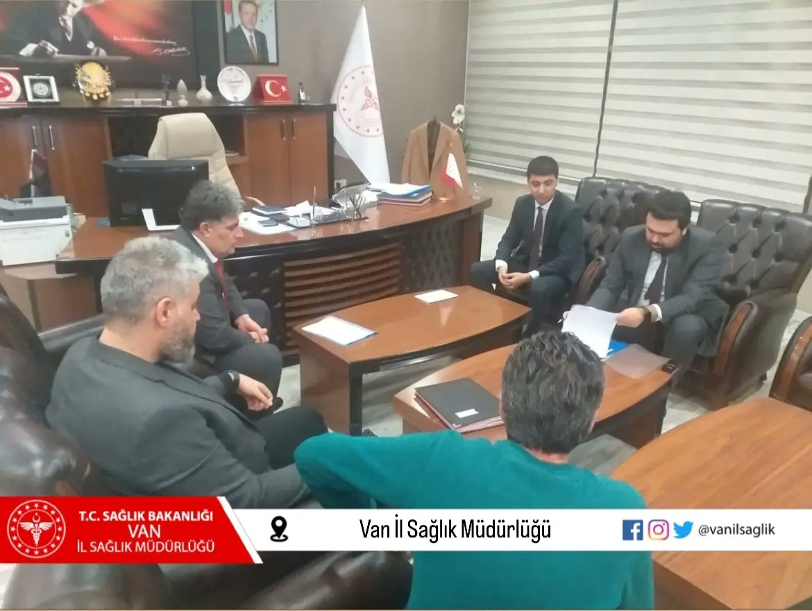 İl Sağlık Müdürümüz Op.Dr. Muhammed Tosun  ve Ziraat bankası yetkilileri arasında İlimizdeki Kamu tesislerinde çalışan tüm Kamu personellerini kapsayacak şekilde promosyon sözleşmesi imzalanmıştır.