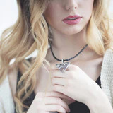 ANCIENTREASURE5's tweet photo. We just received a new product -- The Celtic Cat on Triquetra Necklace 

Cats symbolized intuition in Celtic culture. 

Give yourself the time and peace you need and trust your intuition to guide you on the right path. Buy it today!

https://t.co/Qy0qDHytcv

#selfcare #gift https://t.co/cYMq8vJlGr