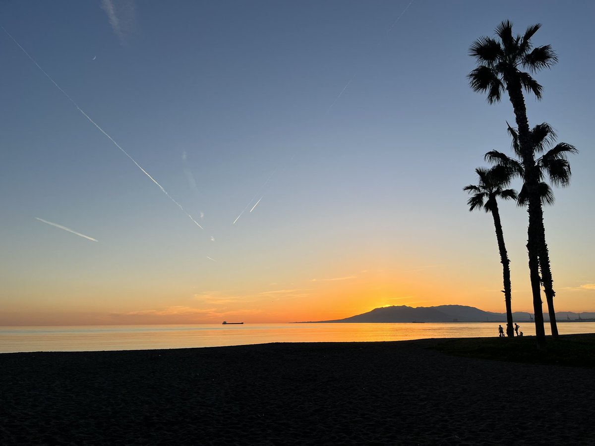 Bonito atardecer en Malaga! <a href="/tiempobrasero/">Tutiempo</a>