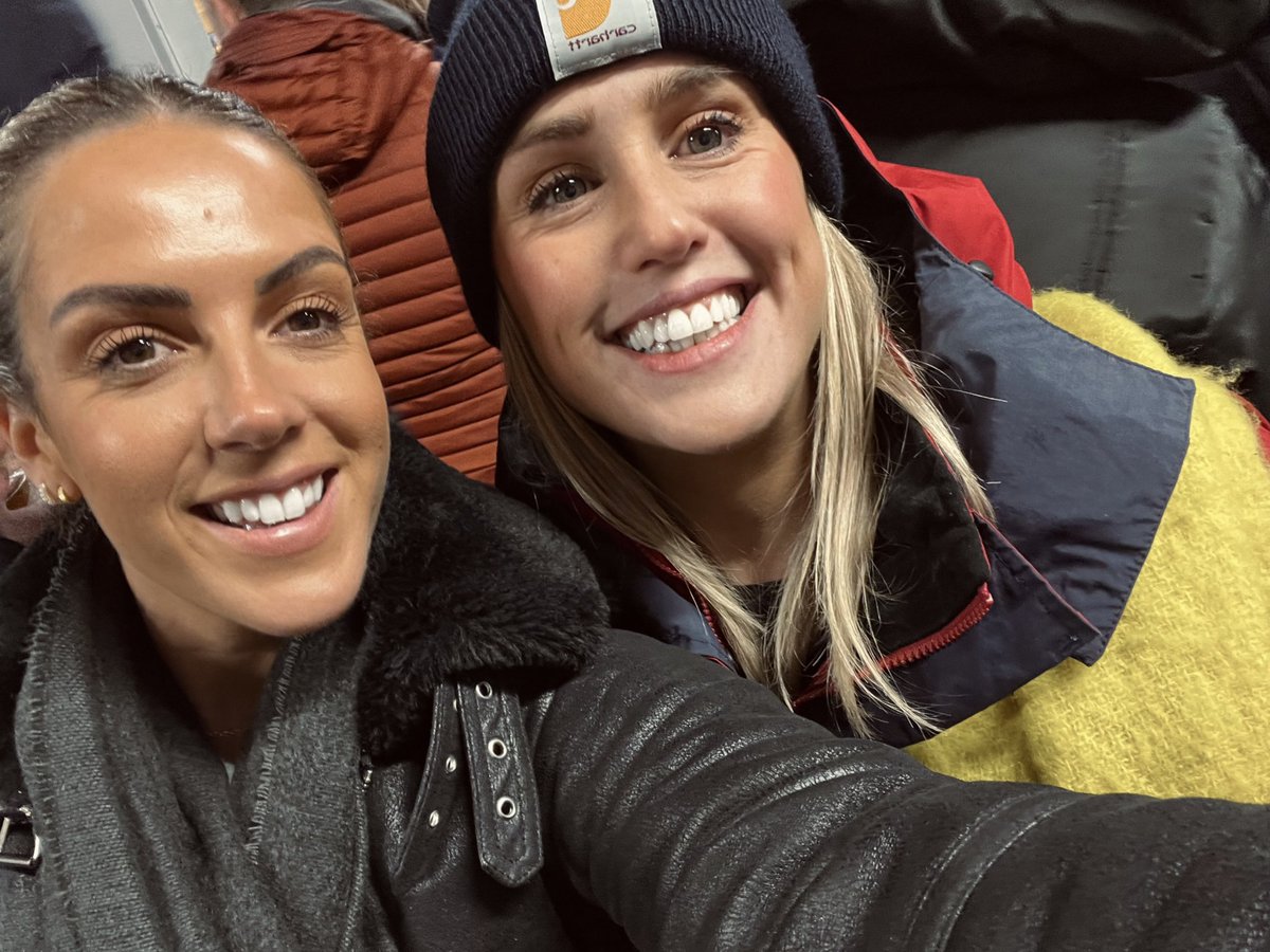 rachvcrewe's tweet photo. Lol Boxing Day White’s are shite 🥊 #pnefc https://t.co/WfzIc88BUS