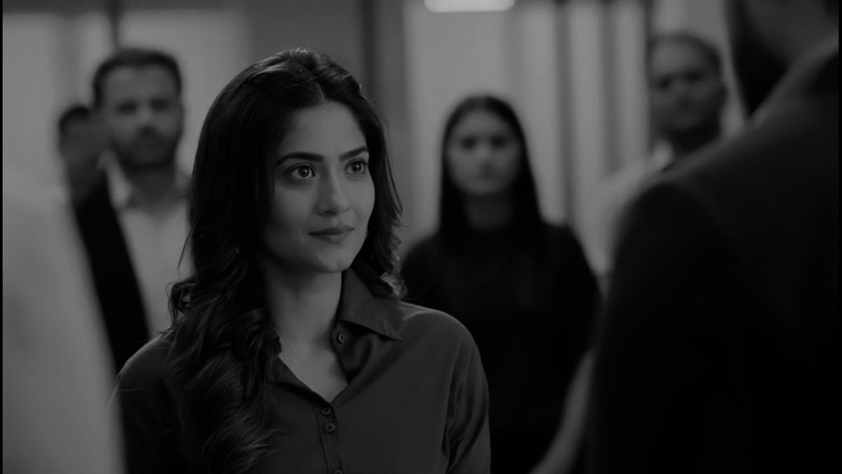 tiaraa007's tweet photo. “ek rishta jiski neev hi izzat thi,
aaj nafrat se bhar gya”
#ViTha
#AdnanKhan
#AditiDevSharma
#KathaAnkahee https://t.co/jgtP2XH7jx