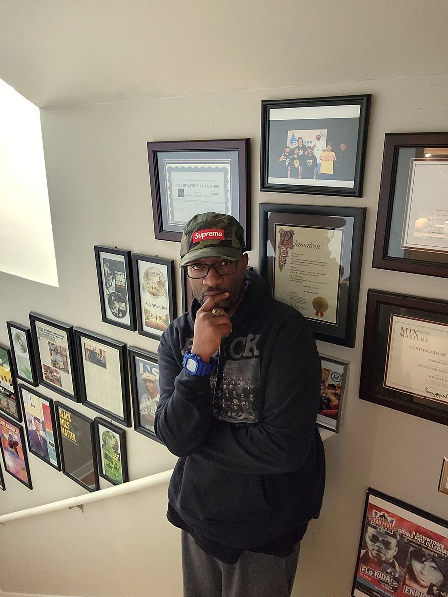 terranyjohnson's tweet photo. Thankful and blessed. #transplantlabstudios #teetopialaboratories https://t.co/ARxhzBPbSB #statsontheboard #workismeasurable https://t.co/v7HrV3v8Bh