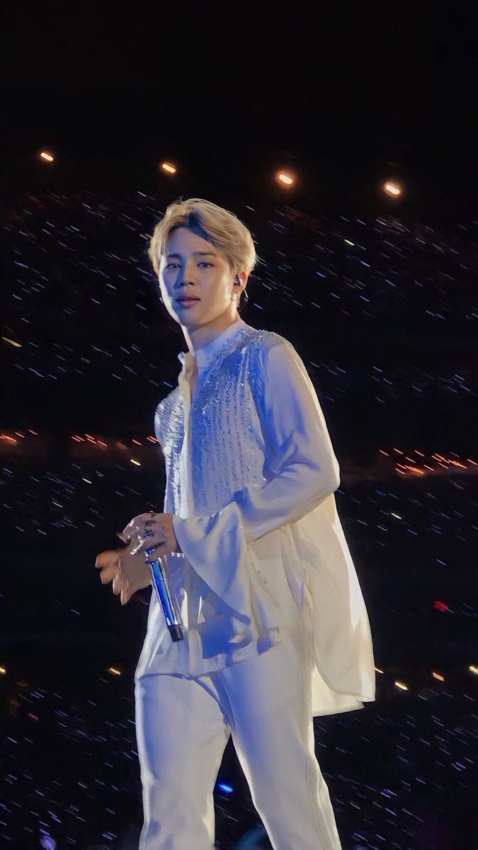 alphabetuser97's tweet photo. 737 days till 2025.
535 days till Jin returns. https://t.co/9lCnrb91QT