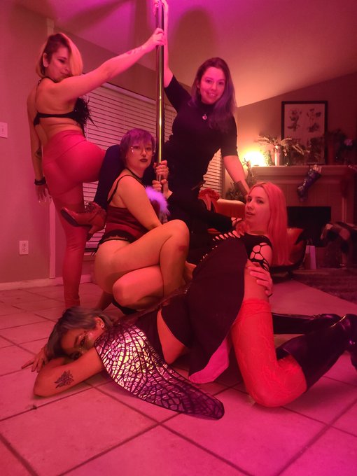 Thank ya to everyone that came out to the the white elephant party this weekend! Round 2 will be this<a href="/tag/sexy"class="tags"><span>#sexy</span></a><a href="/tag/black"class="tags"><span>#black</span></a><a href="/tag/cosplay"class="tags"><span>#cosplay</span></a><a href="/tag/italian"class="tags"><span>#italian</span></a><a href="/tag/ass"class="tags"><span>#ass</span></a><a href="/tag/pussy"class="tags"><span>#pussy</span></a><a href="/tag/boobs"class="tags"><span>#boobs</span></a>