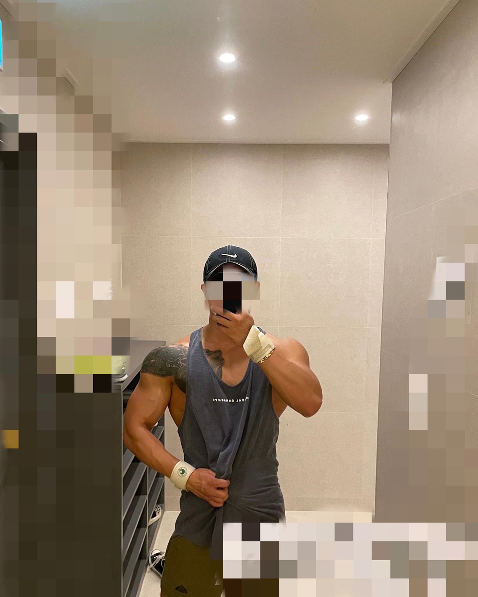 SMILE____D's tweet photo. #섹트 #오프 #헬트 https://t.co/Aw8tP4keHI