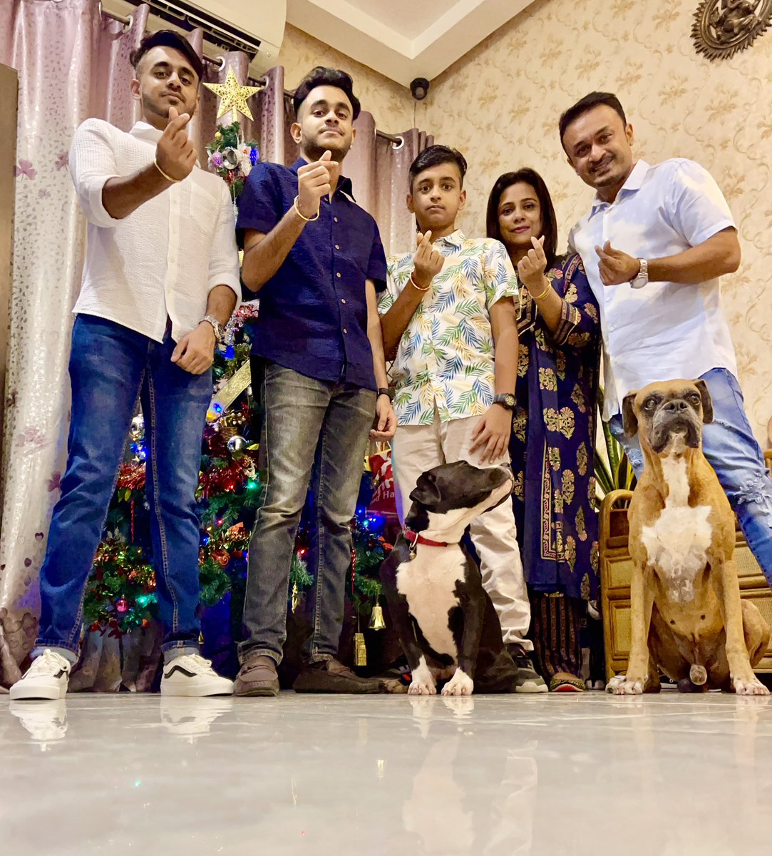 palanitharan's tweet photo. Christmas is going home to be with family ❤️ https://t.co/nqXFyne5yX