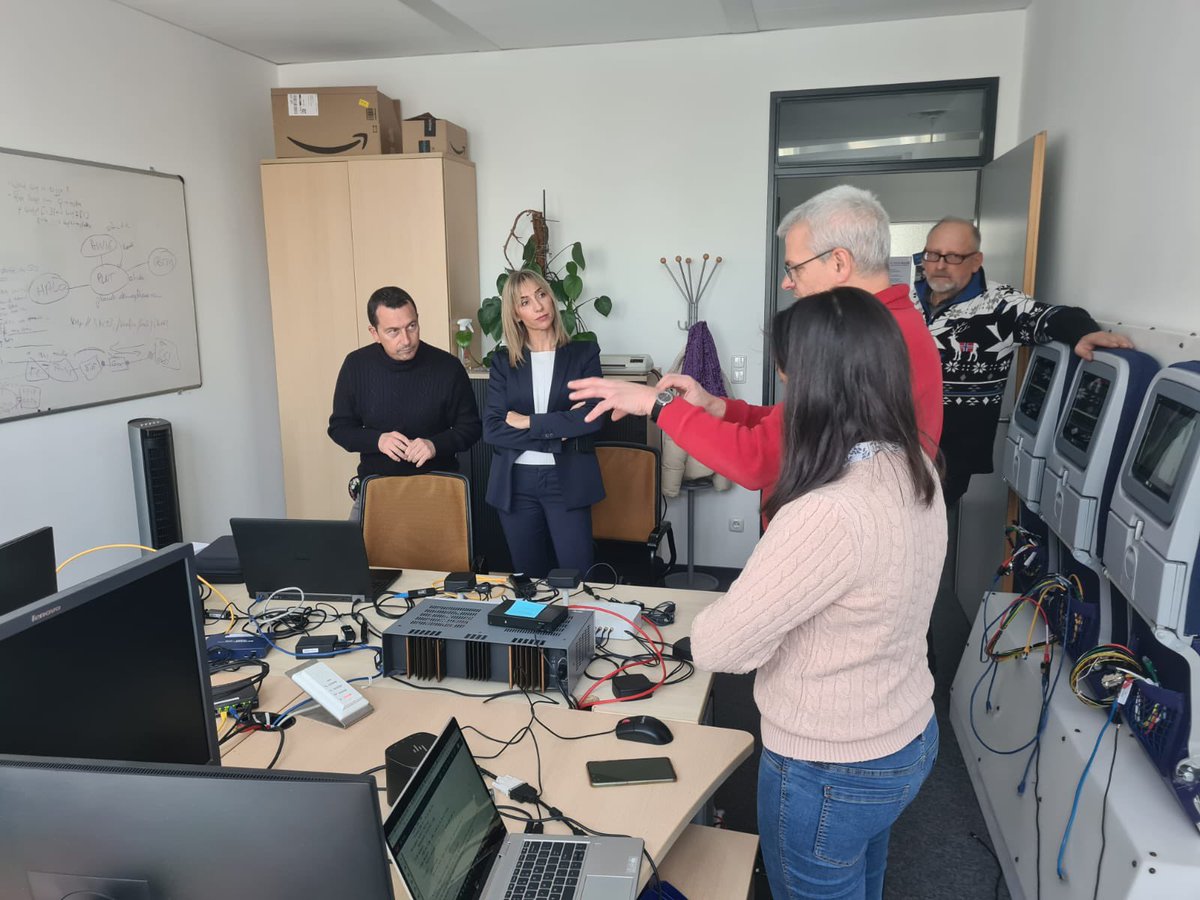 PoliciaLocalValència tweet media