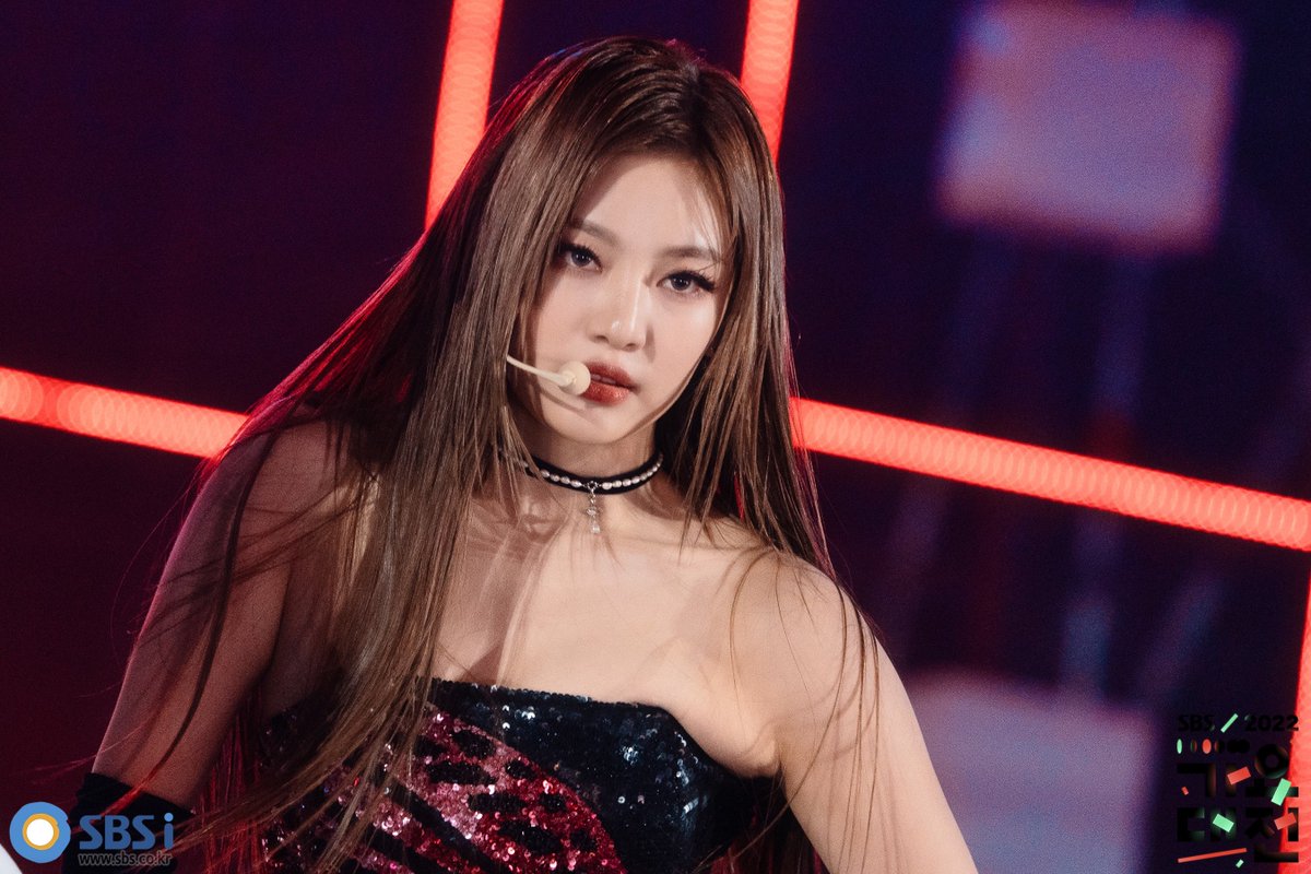 yizhuo1st's tweet photo. NINGNING at the 2022 SBS Gayo Daejeon (1)

#NINGNING #닝닝 #宁宁 #aespa https://t.co/c5M7pN0TkY