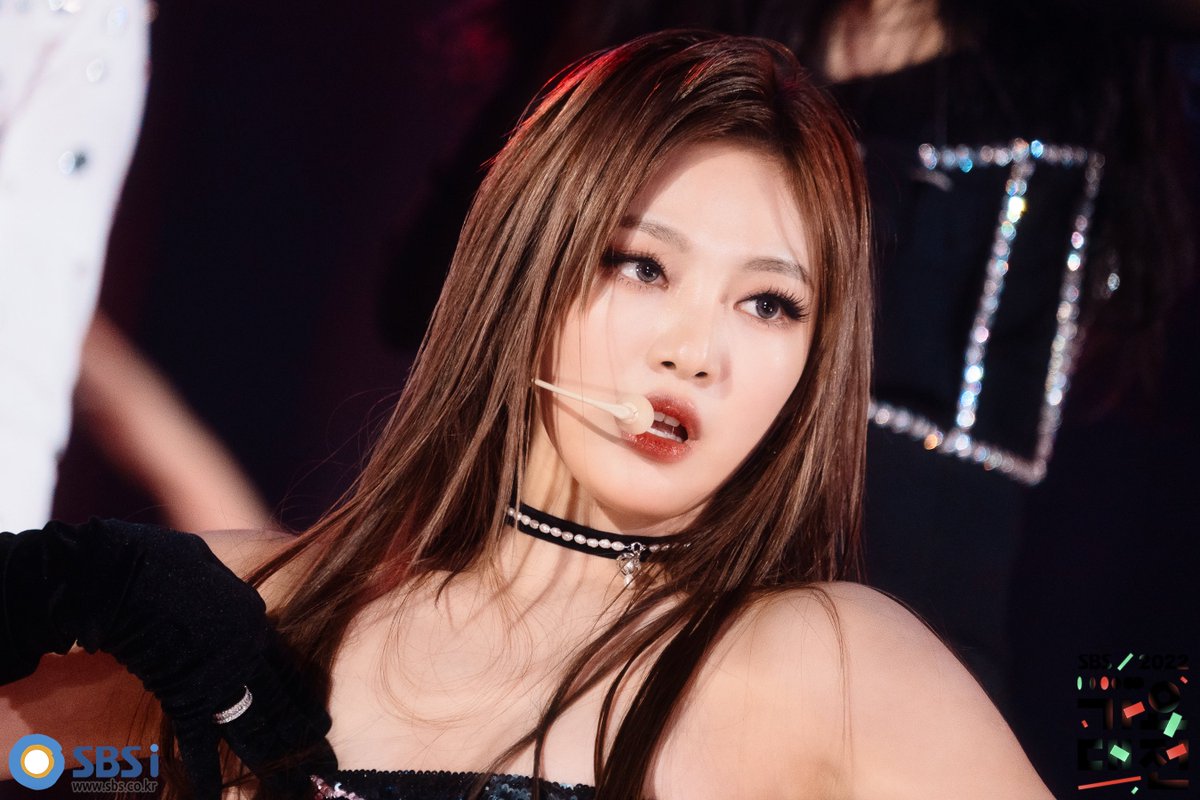 yizhuo1st's tweet photo. NINGNING at the 2022 SBS Gayo Daejeon (3)

#NINGNING #닝닝 #宁宁 #aespa https://t.co/uiFjez1AFZ
