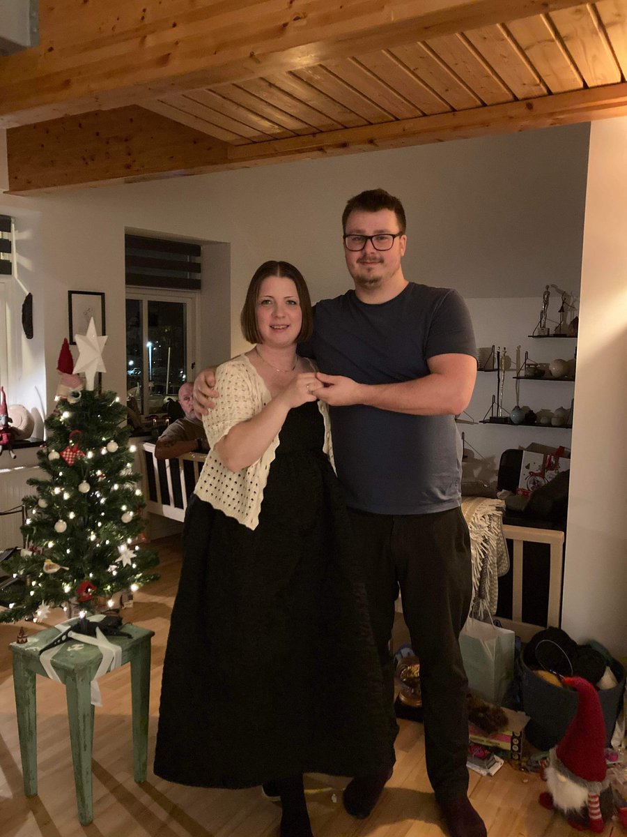 This Christmas, I proposed to my loving girlfriend and she said yes! I'm the happiest I could be 😊 merry Christmas 🎄🎄