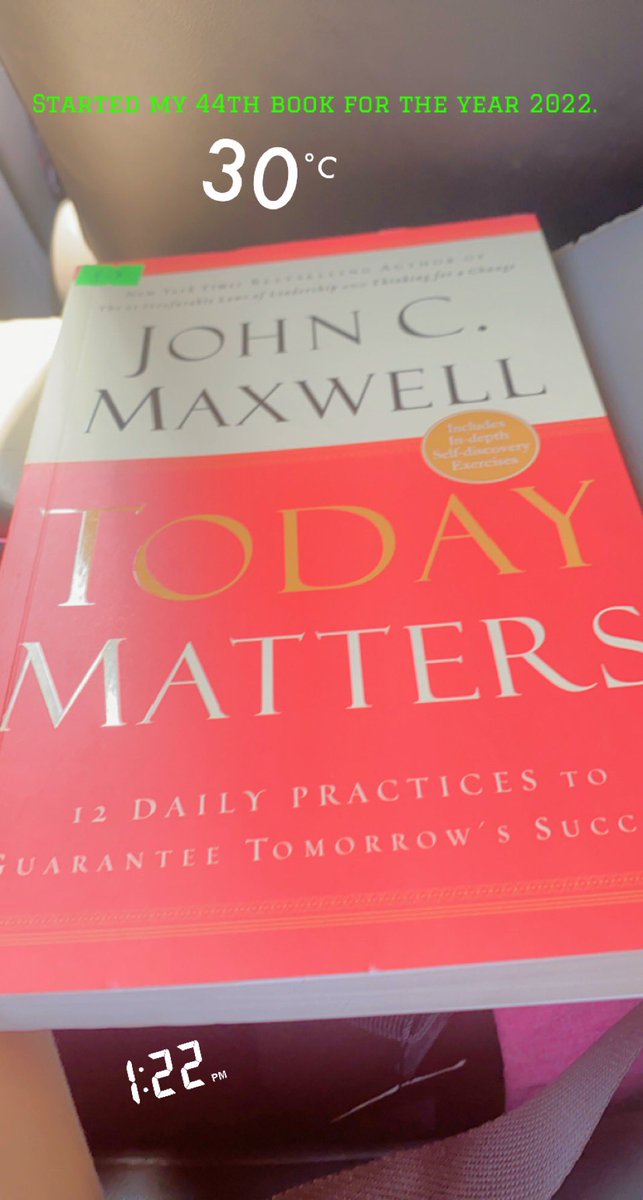 heyawson1's tweet photo. Ending the year with this. #read #JCMaxwell https://t.co/gjKeLYHjes