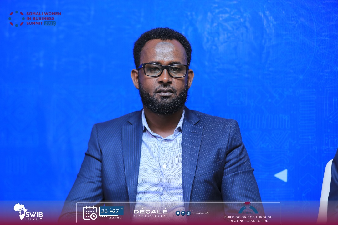 SWIB_Forum's tweet photo. "We work hard to help women unlock their potential and skills in business. We provide access to finance dedicated to women-led small & medium-size businesses, business advice, training and support for women entrepreneurs & women-led businesses." Mohamed Anshur, SomBank.
#SWIB2022 https://t.co/9Z1FLIbwxe