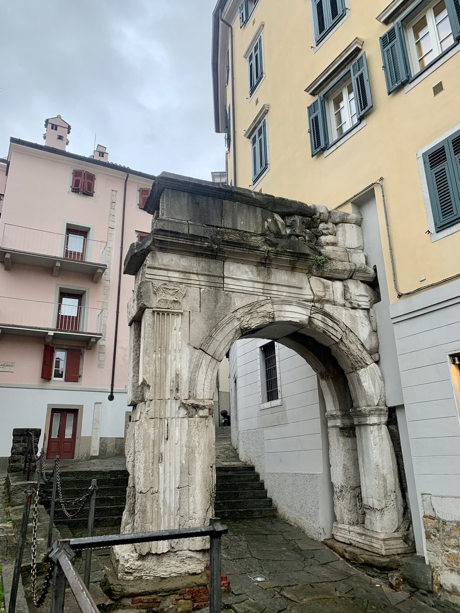 laaurabzm's tweet photo. Trieste, Italia 💛 https://t.co/ZH8WgEXrMi