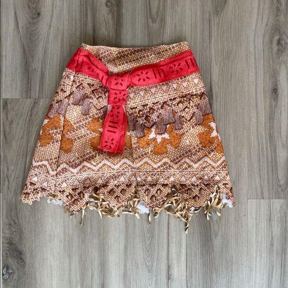 GoddessArmor's tweet photo. So good I had to share! Check out all the items I'm loving on @Poshmarkapp #poshmark #fashion #style #shopmycloset #chunsfashion #noboundaries: https://t.co/FH5jFg3RFz https://t.co/BLjbWKlPUh