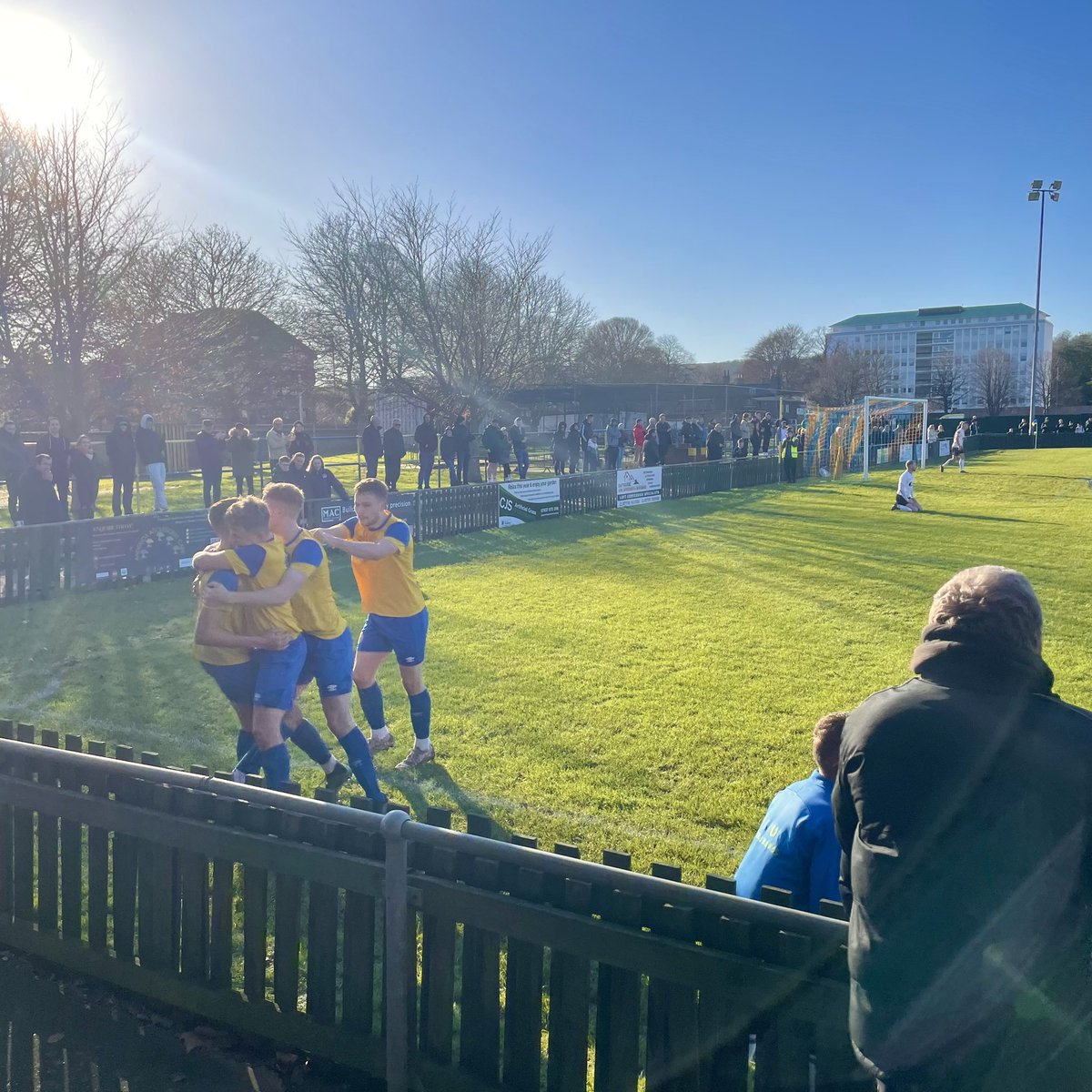 Town 2-1 United. Brilliant today lads 💛💙