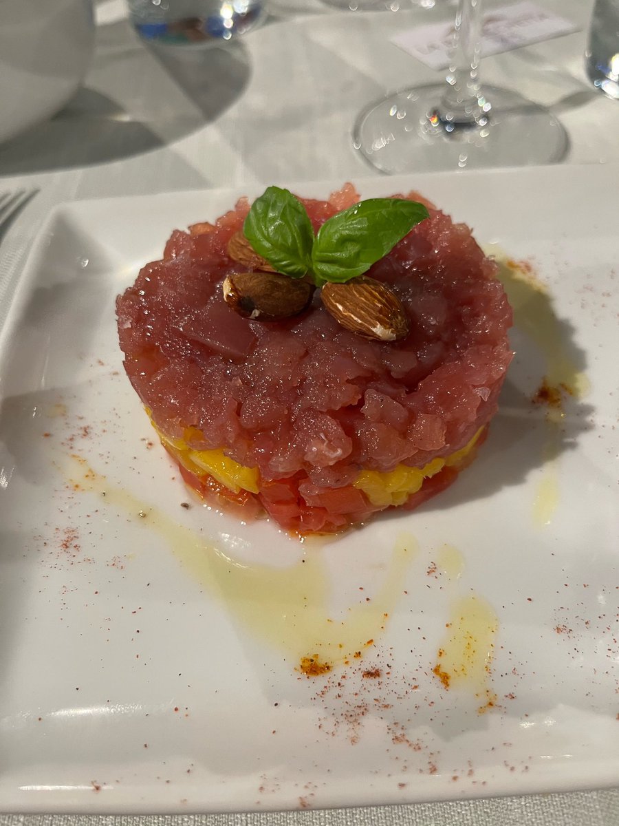 ROMOOD_'s tweet image. Today’s starter 

#foodporn #food #italianfood #italy #Napoli #Christmas #26dicembre #foodie #auguristefano #family #seafood