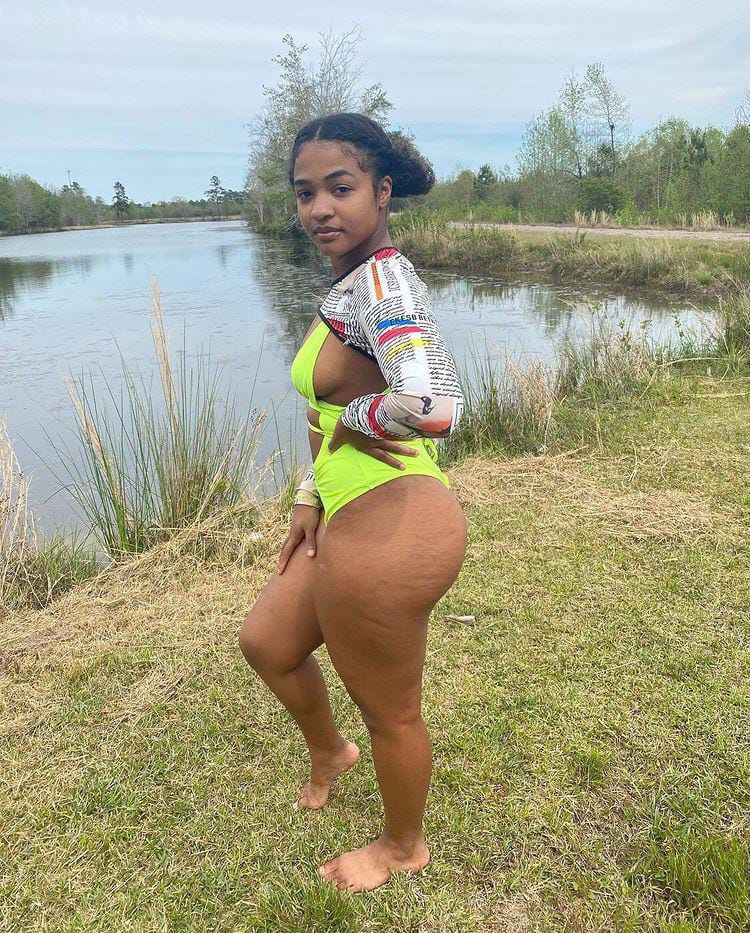 Need more friends 😩😩 am bored