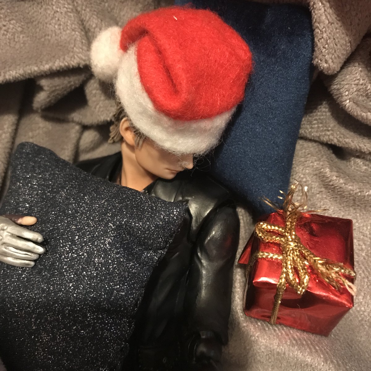 pakignis's tweet image. Merry Igmas to all ❤️🎄💚