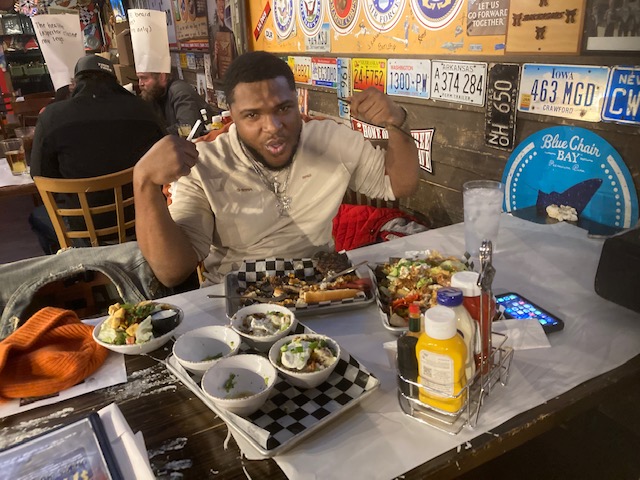 DickSez's tweet photo. He did it and got the tee!
Ask About Dick’s Big T-Boner Contest! Succeed & You Eat Free!
.
.
.
#DicksPics #DicksLastResort #FoodLover #Yummy #FoodGasm https://t.co/ShNKLRLIHS